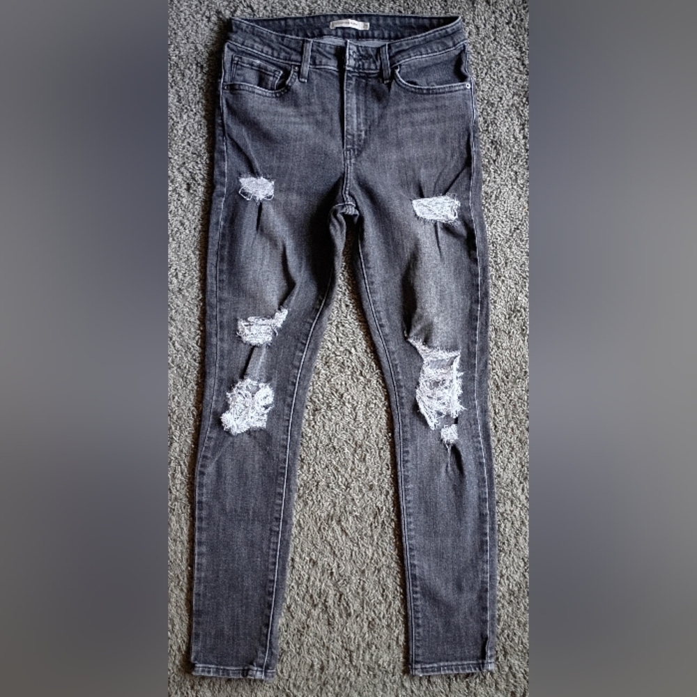 Levi's Women's High Rise Distressed Skinny Jeans